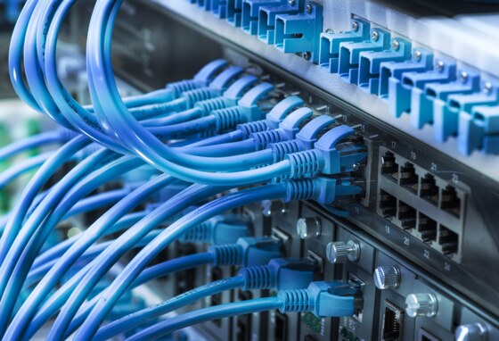 Netzwerk & VoIP Netzwerk & VoIP - bn-its GmbH